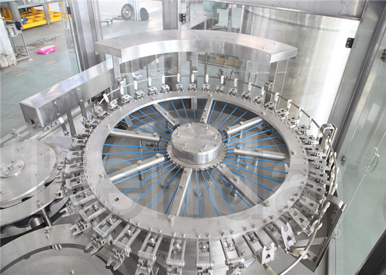 Rotary Water Bottle Filling Machine For Water / Non Carbonated Drinks Packing