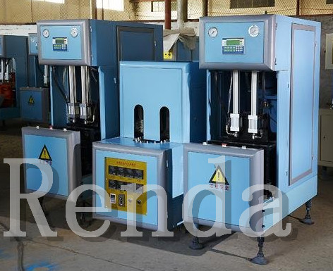 Butelka PET Blowing Maszyna Blow Moulding Process Blow Moulding pralce 4000 BPH